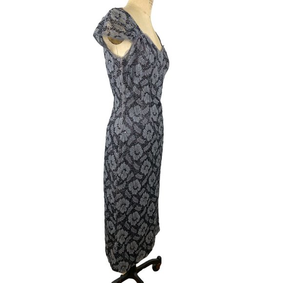 1940s/50s beaded lace cocktail dress with sweetheart neckline and side slit - Picture 4 of 9